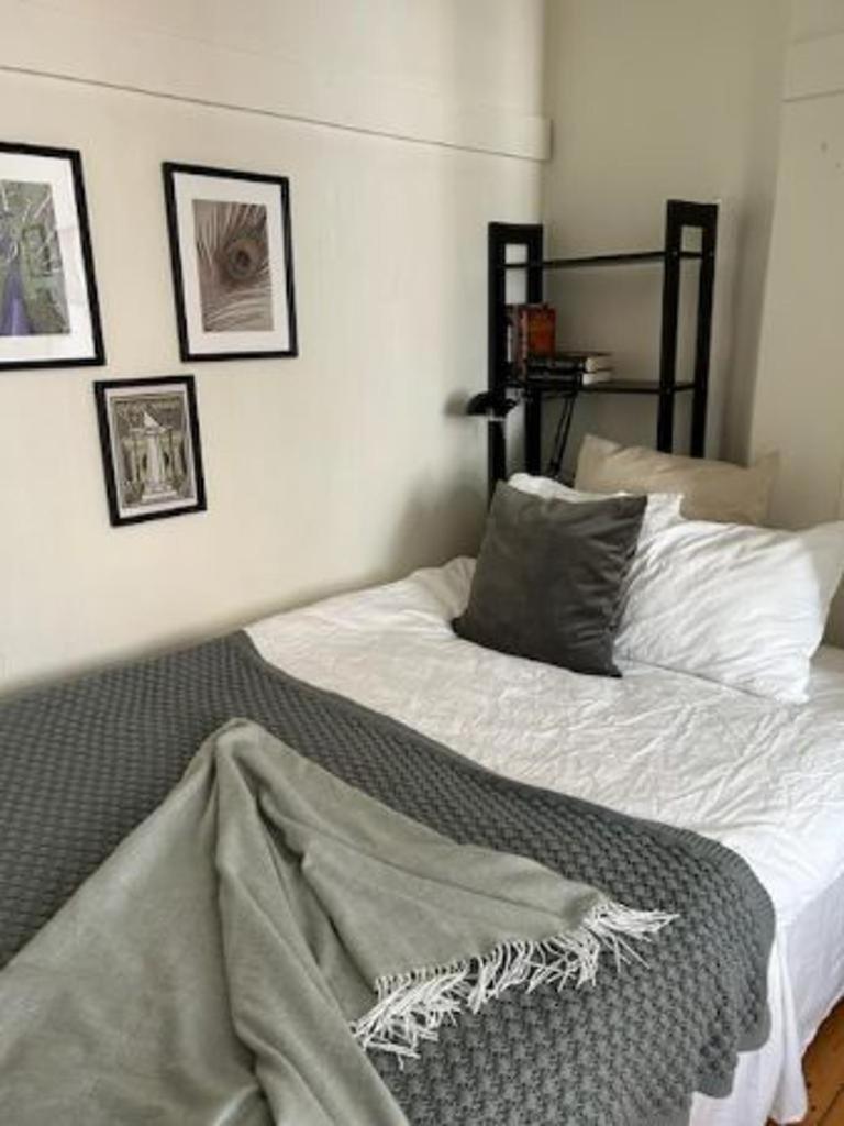 Stockholm Loft Haven 3 Beds In A 1- Bedroom Gem - 917 المظهر الخارجي الصورة