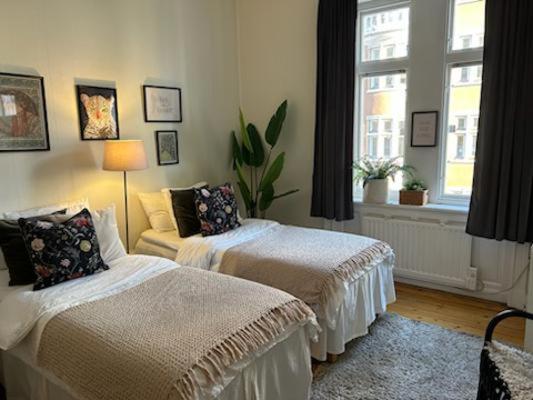 Stockholm Loft Haven 3 Beds In A 1- Bedroom Gem - 917 المظهر الخارجي الصورة