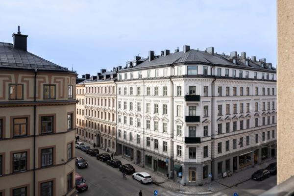 Stockholm Loft Haven 3 Beds In A 1- Bedroom Gem - 917 المظهر الخارجي الصورة