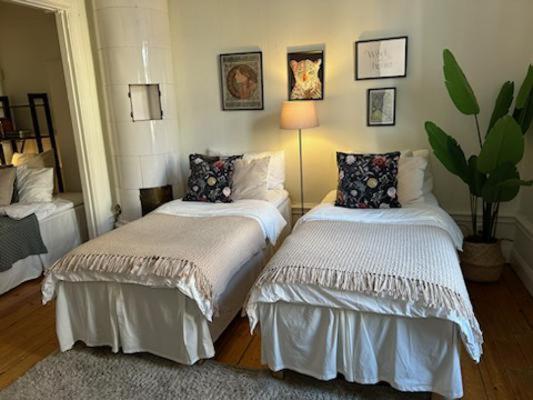 Stockholm Loft Haven 3 Beds In A 1- Bedroom Gem - 917 المظهر الخارجي الصورة